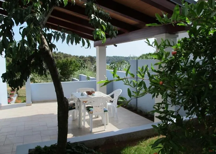 아파트 The Blue House 빈쿠란